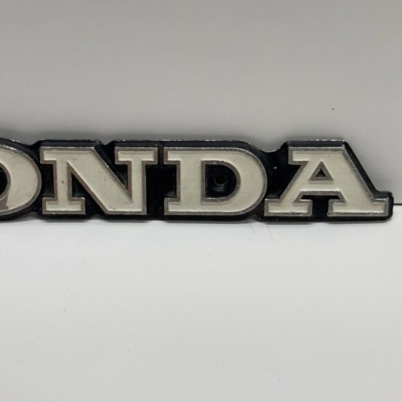 74-76 Honda CB360 CB360G CB360T Gas Fuel Petrol Tank Emblem Badge motorcycle - Picture 5 of 6